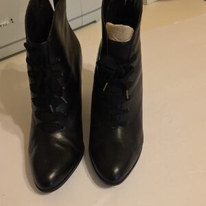 Elegant Black Ankle Boots